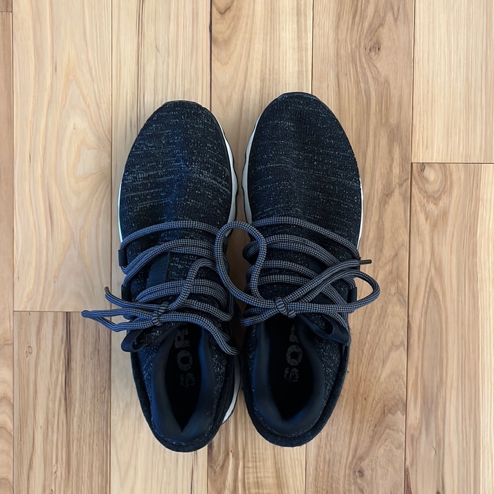 Sorel Heathered Black Size 7 Sneakers